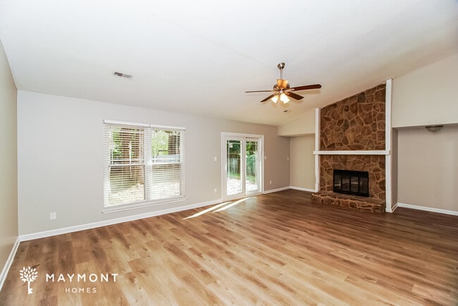 Photo - 4726 Butterwick Ln