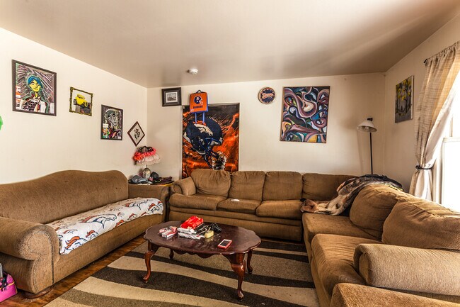 Photo - 1100 Skyline Dr