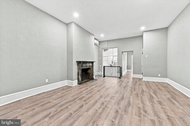 520 Spruce St Unit RESIDENCE 1
