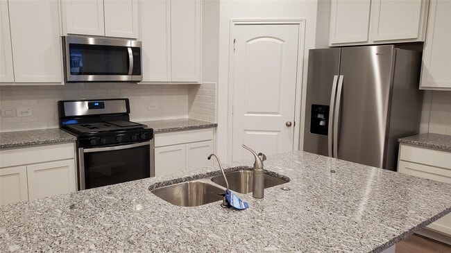 Photo - 1376 Grays Gully Dr