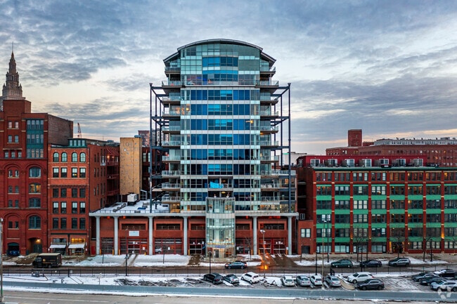 Photo - Pinnacle Condominiums