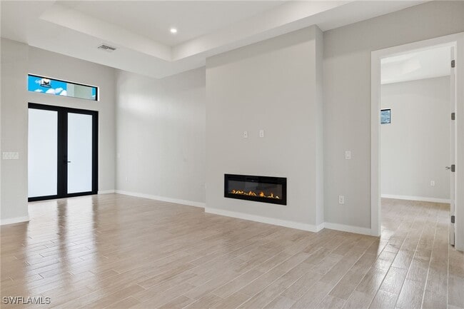 Photo - 4713 6th St W