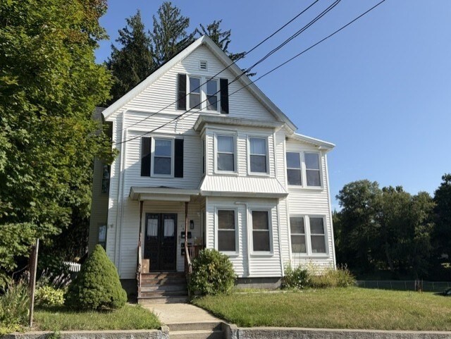 Building Photo - 149 Cross St Unit 3