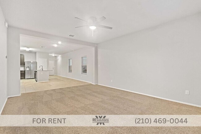 Photo - 5526 Daniel Wy