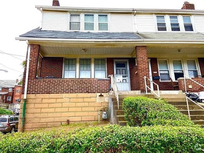 Building Photo - 3301 Parkview Ave Rental
