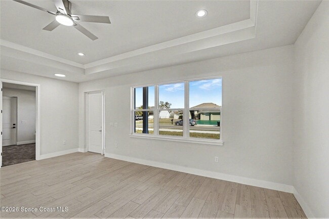 Photo - 276 Americana Blvd NW