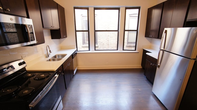 Photo - 2325 N Kedzie Blvd Apartments