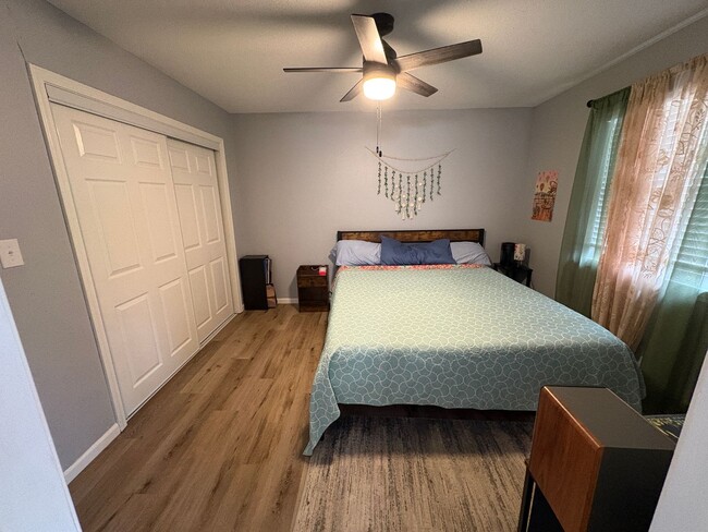 Photo - Great Location