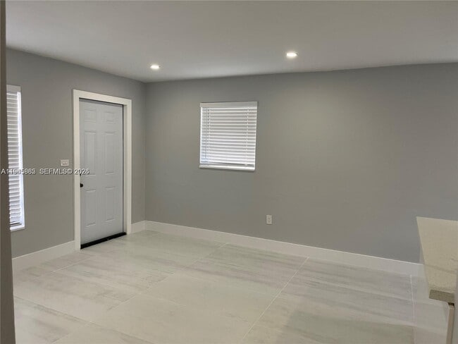 Photo - 1541 N 71st Terrace