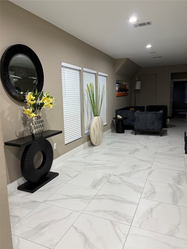 Photo - 9134 Brandon St