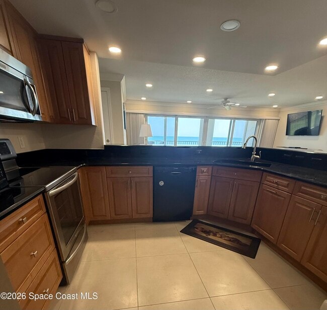 Photo - 1905 Atlantic St Unidad 312