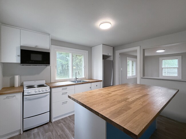 Photo - 12060 10th Ave S