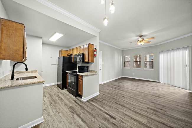Living Area- A- 1BR-1BA-594Sqft- Archer At Willowbrook.jpg