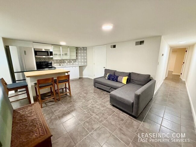 Photo - 1850 3rd St NW Unit #B