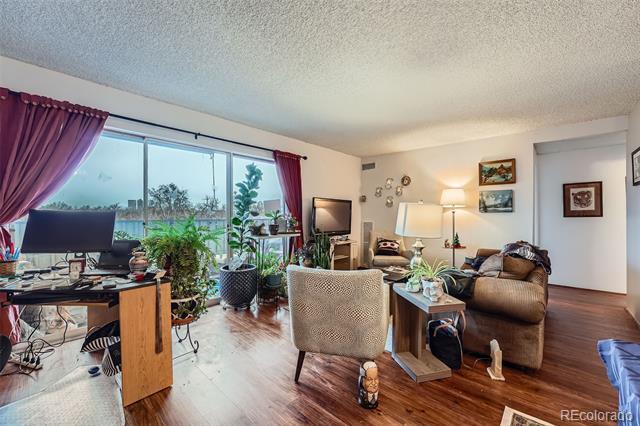 Photo - 1313 Steele St Unit 606
