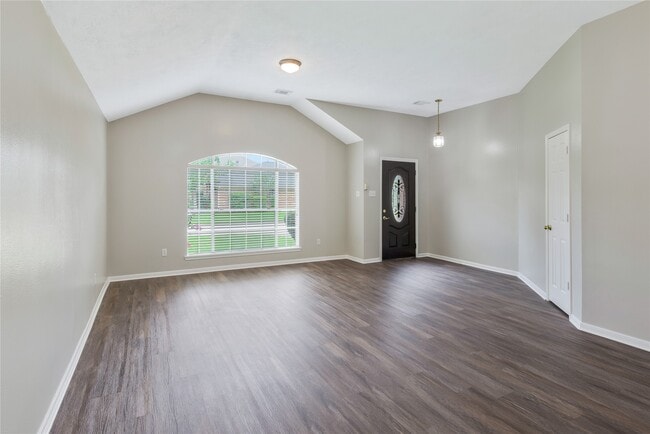 Building Photo - 6842 Moss Boulder Dr