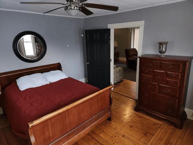 Photo - 663 Hevey St Unidad 1st Floor