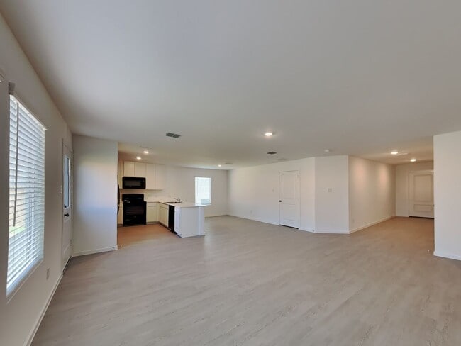 Photo - NEW CONSTRUCTION! NEVER BEEN LIVED IN!