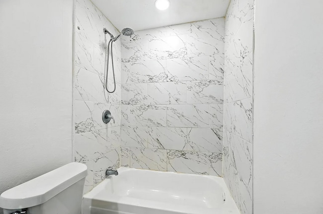 Photo - 320 T a Carroll Ave