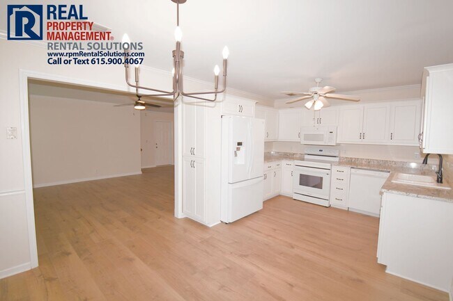 Photo - *PENDING* Great 3BD 3BA with washer/dryer ...