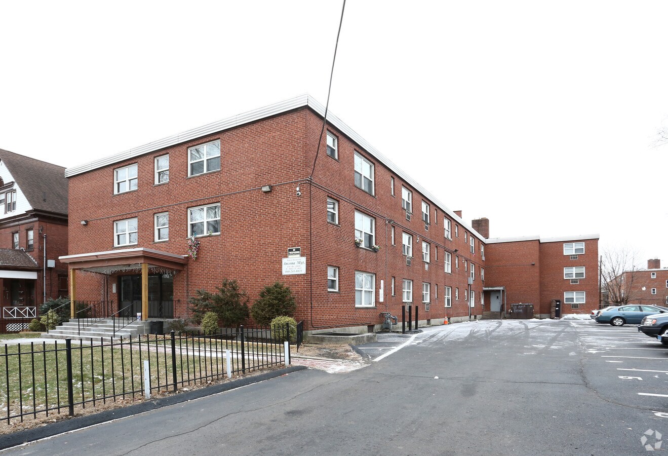 Photo - 39 Imlay St Apartments