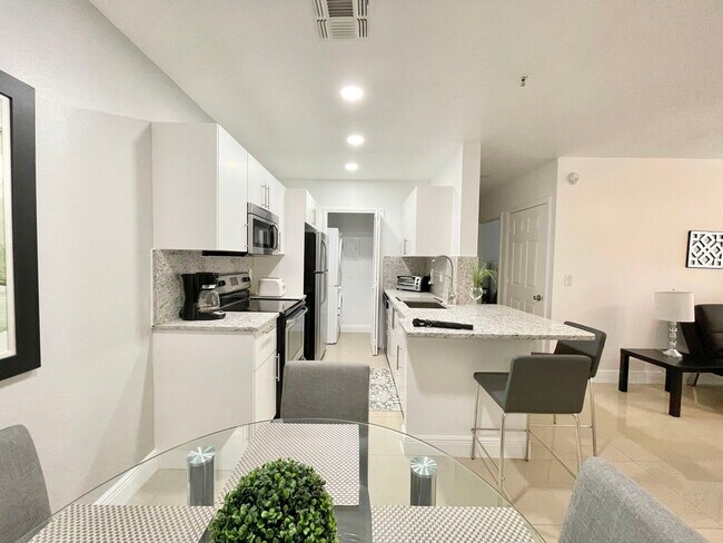 Photo - 4368 S Kirkman Rd