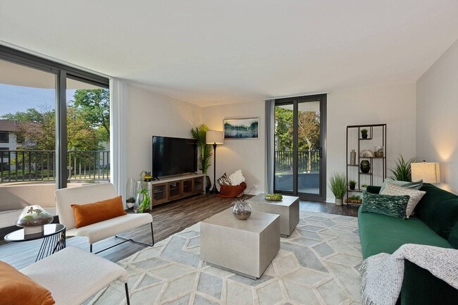 Building Photo - ReNew Wheaton Center