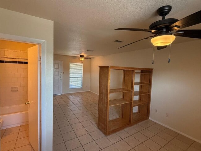 Photo - 4701 Red River St Unit 301