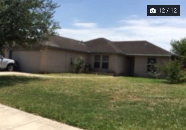 Vista frontal del hogar - 1920 Beatrice Ave