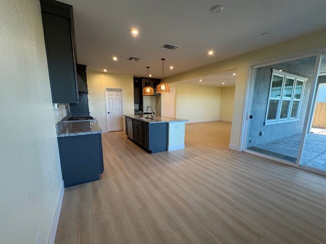 Photo - 7602 Afonso Wy