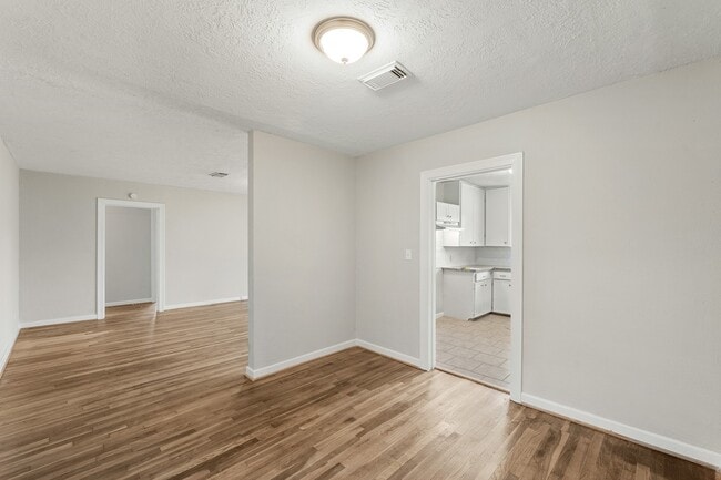 Photo - 1130 17th Ave N