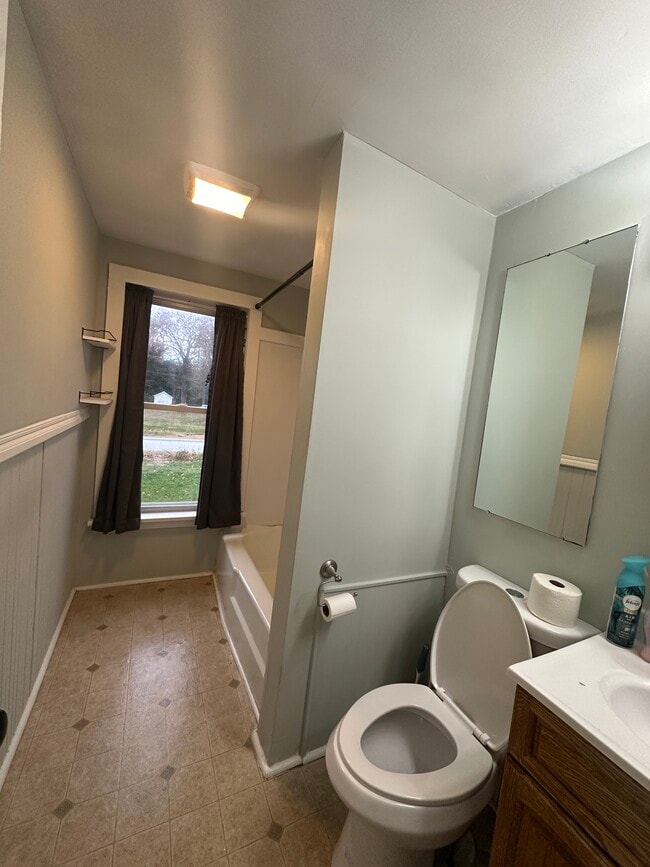 Photo - 179 Maple Ave Unit 179 B maple ave claremont