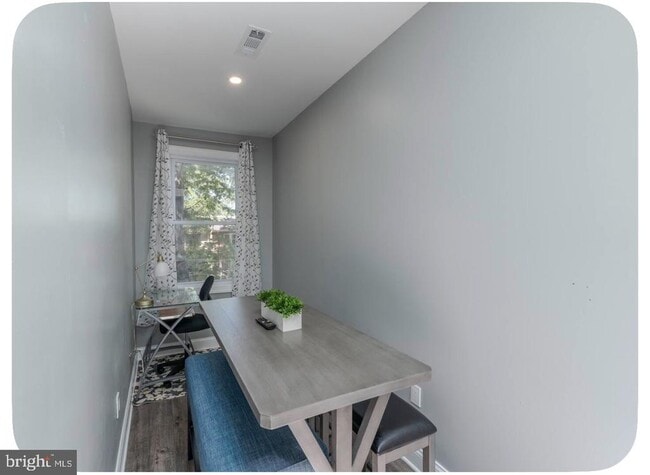 Photo - 1705 West Virginia Ave NE Unit 4