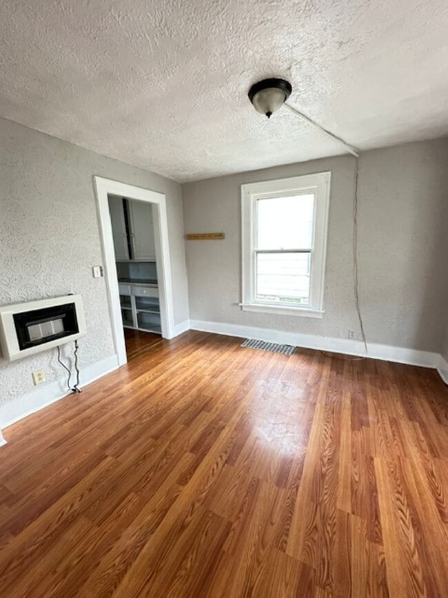 Photo - 1007 Brownell Ave