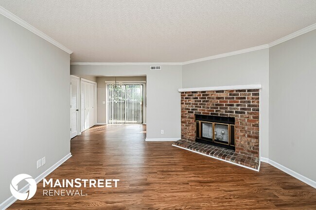 Photo - 3213 E Lake Dr