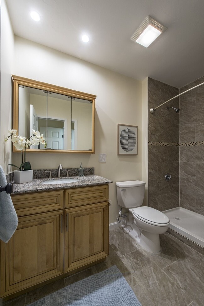 Photo - Hamilton Highlands