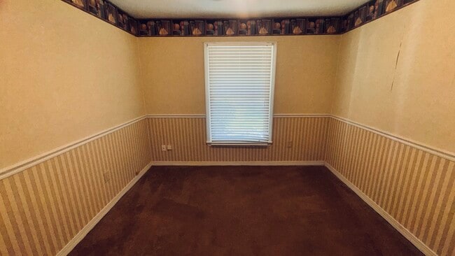 Photo - 405 Harvest Dr