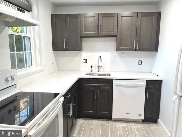 Photo - 2983 S Columbus St Unidad B1