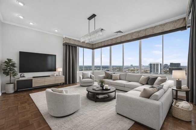 Photo - 2016 Main St Unit 3