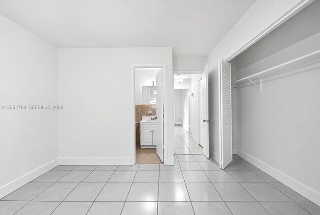 Photo - 3231 SW 25th St