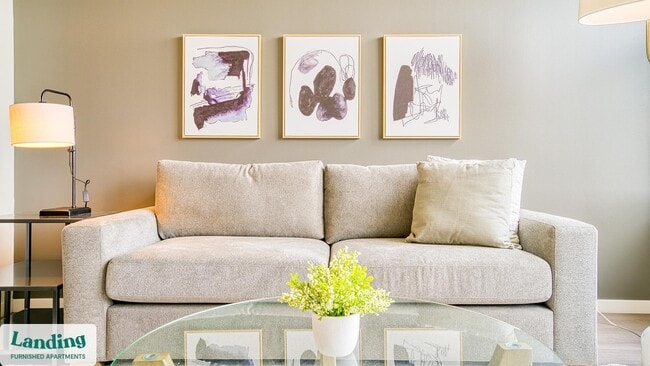 Photo - 2480-2522 N Milwaukee Ave Unidad 636.1403906