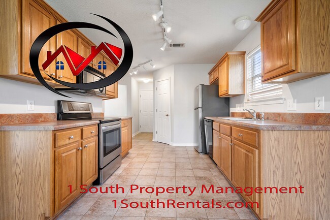 Photo - 8894 Spring Grove S