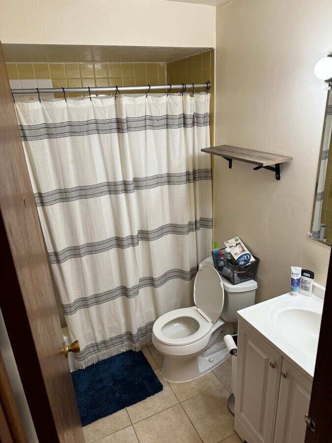 Photo - 6314 S Austin Ave Unidad 1B