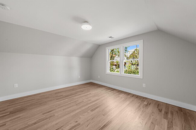 Photo - 5 Pavonia Ct Unit 2
