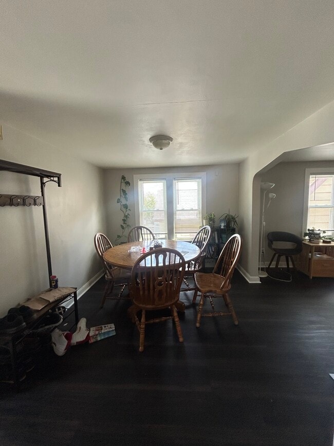 Photo - 1538 S 73rd St