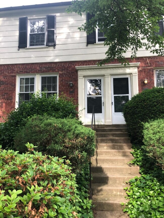 1600 South Barton Front Entrance - 1600 S Barton St Unit 750