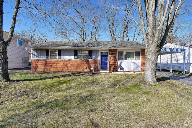 Building Photo - 1693 Burlington Ave Rental