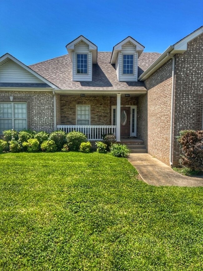 Photo - 1320 Vantage Ct