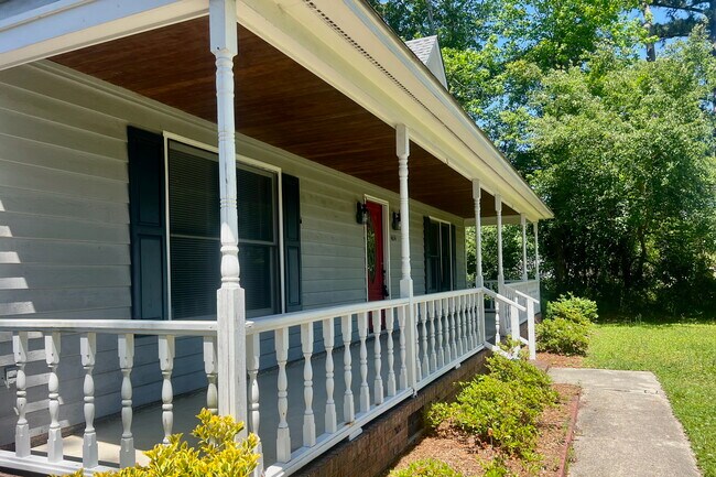 Photo - 4614 Masonboro Loop Rd