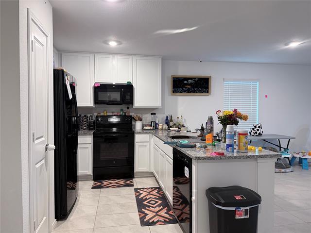 Photo - 330 Ashbrook Wy